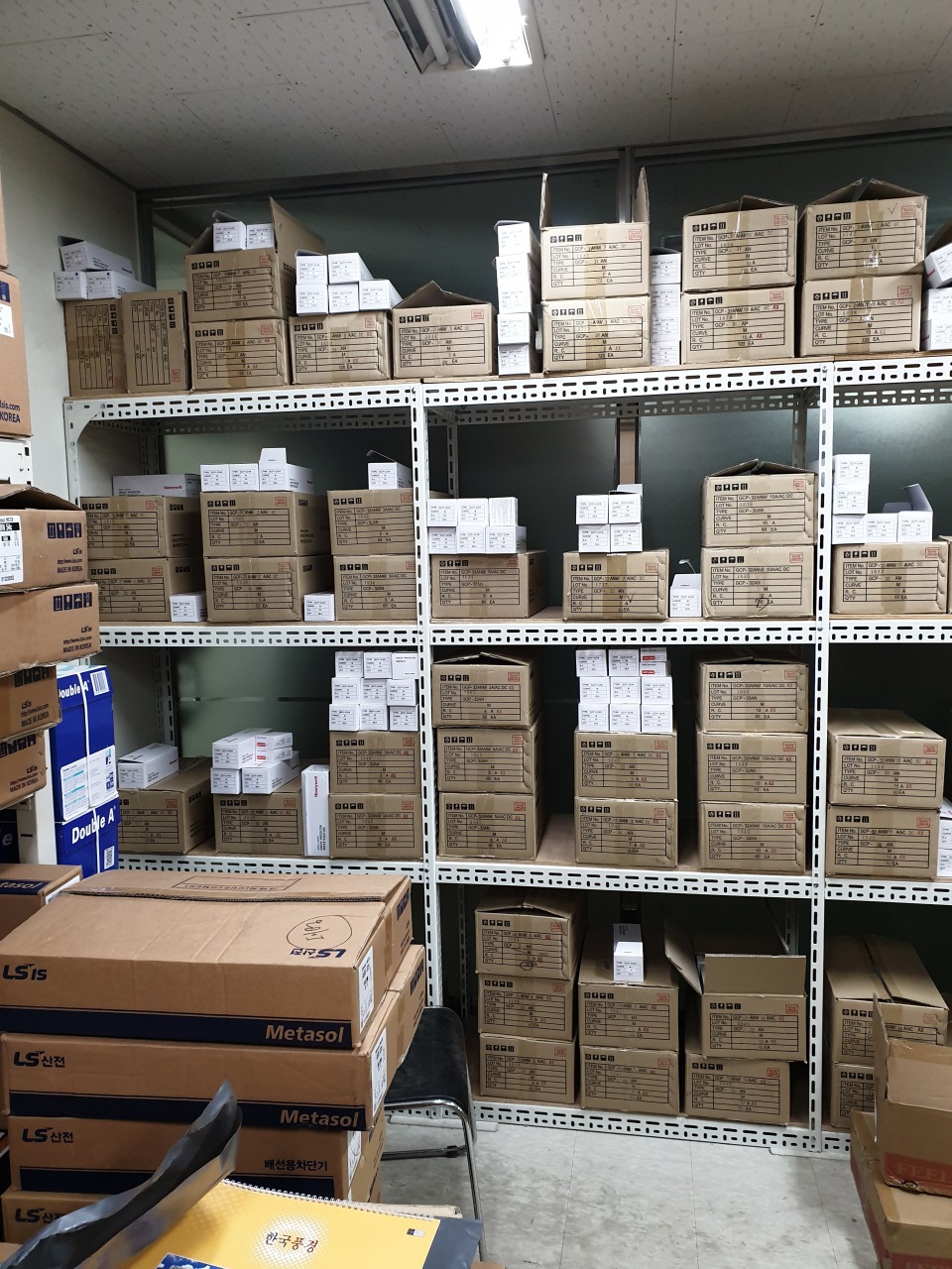 2000769928_QGMfF9Sb_13ad278b1cc8c104cc99b319e94119f068bb5786.jpg 이미지크게보기